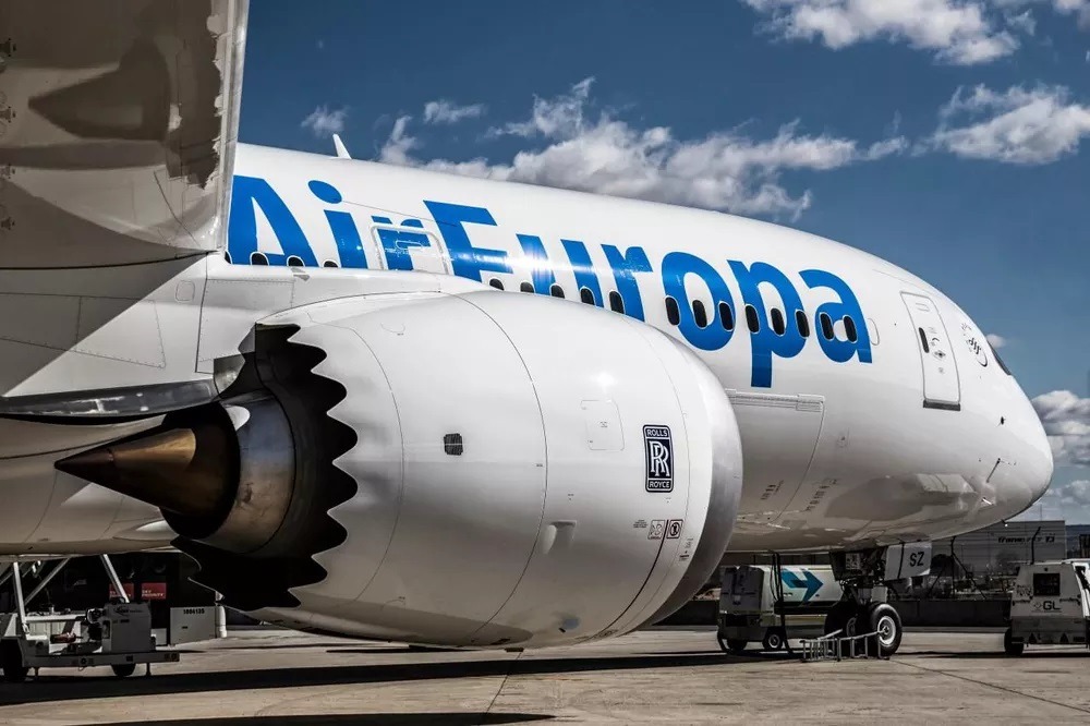 Avião atingido por forte turbulência deixa o Aeroporto de Natal