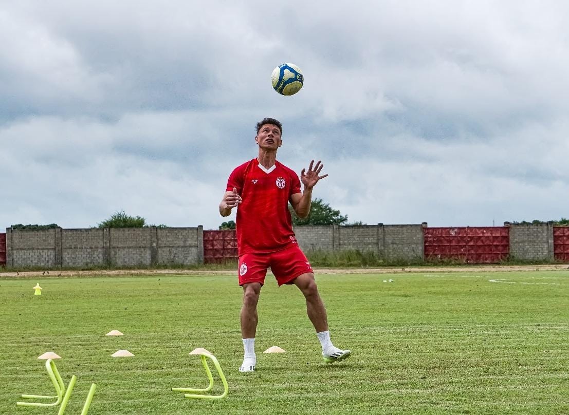 América oficializa retorno de atacante para Série D