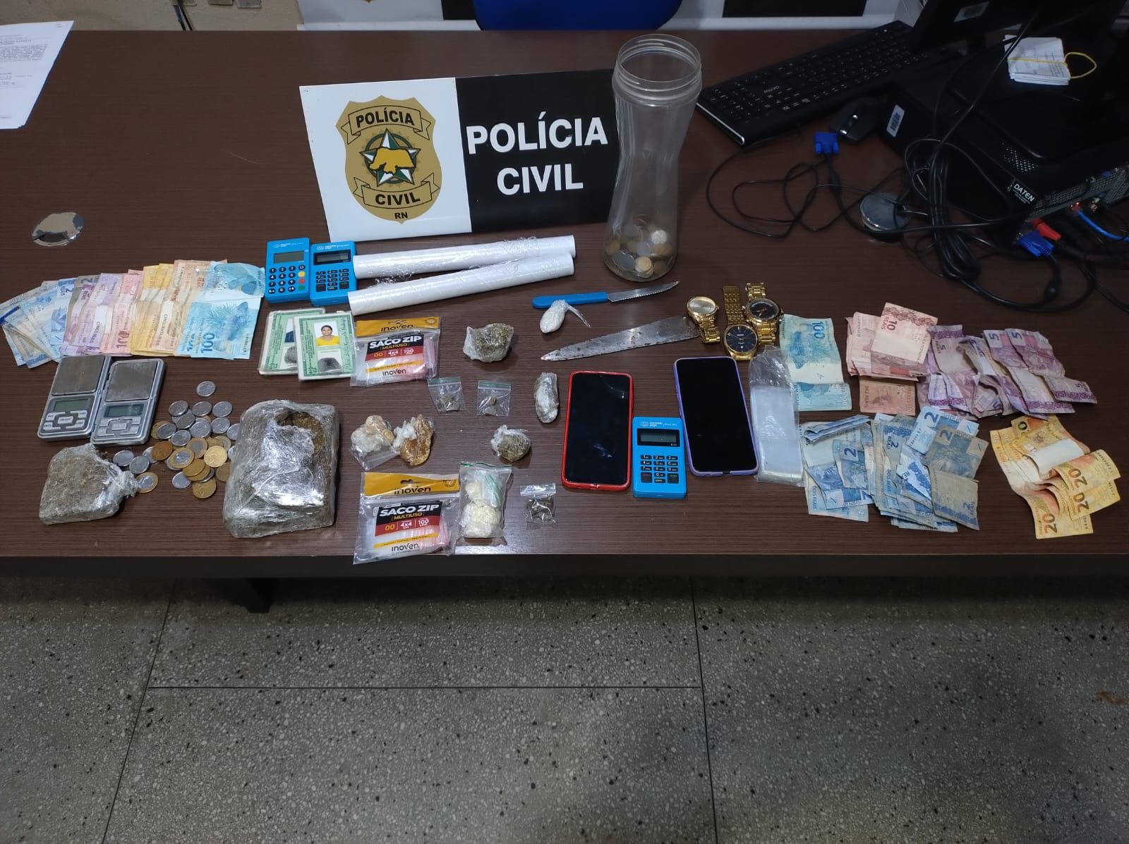 Polícia fecha ponto de drogas na Grande Natal 