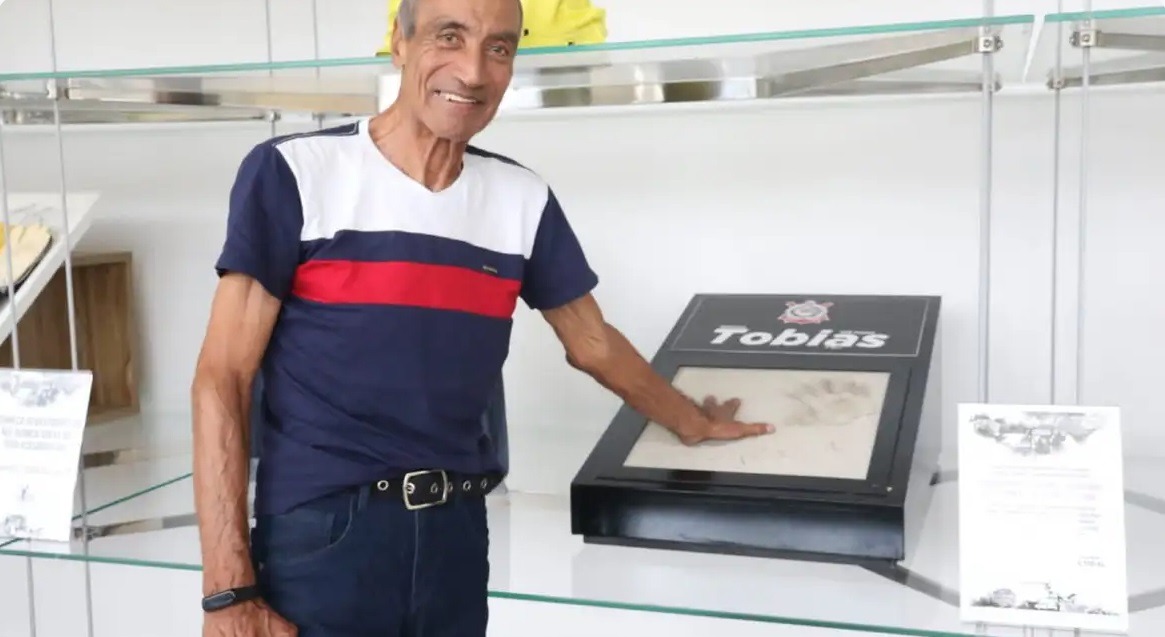 Goleiro da invasão corintiana no Maracanã morre aos 75 anos