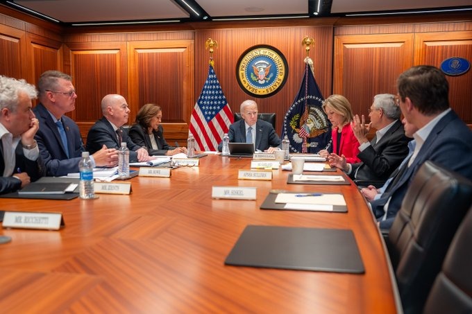 Biden ordena investigação independente de atentado contra Trump