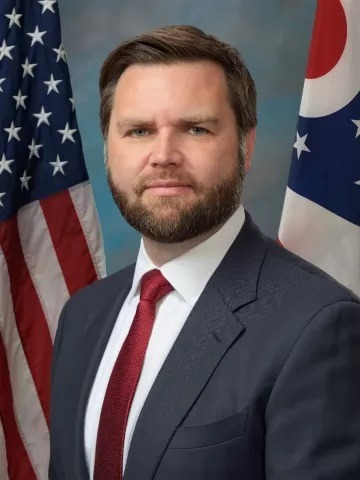 Quem é senador de 39 anos candidato a vice na chapa de Trump