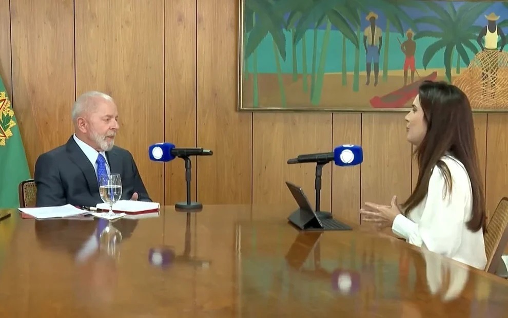 Record demite repórter que vazou fala de Lula para mercado especular dólar