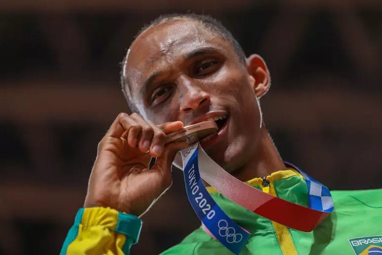 Quanto os atletas brasileiros vão receber por medalha nas Olimpíadas?