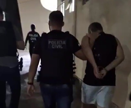 Motorista por aplicativo é preso suspeito de enviar imagens de cunho sexual para criança em Natal