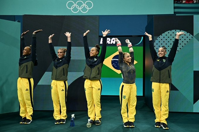 Brasil é bronze por equipes na ginástica nas Olimpíadas 2024
