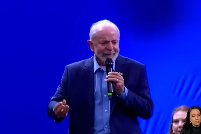 Lula: mulher sem profissão corre risco de ser agredida por marido