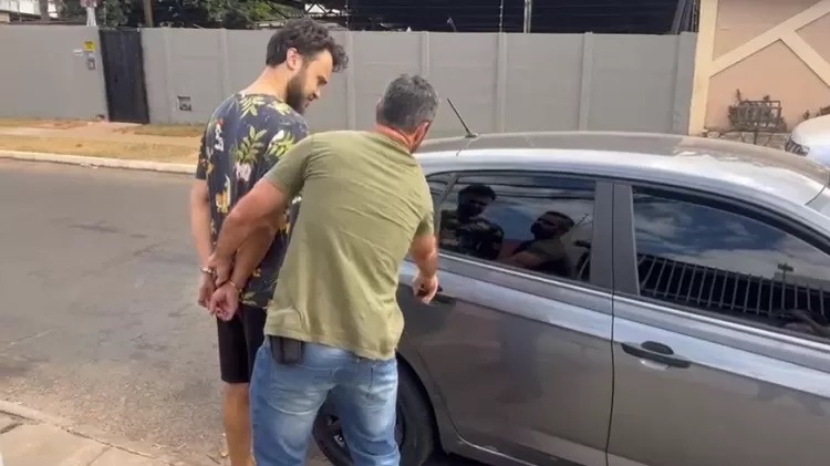 Influencer suspeito de desviar doações para filha com paralisia é preso