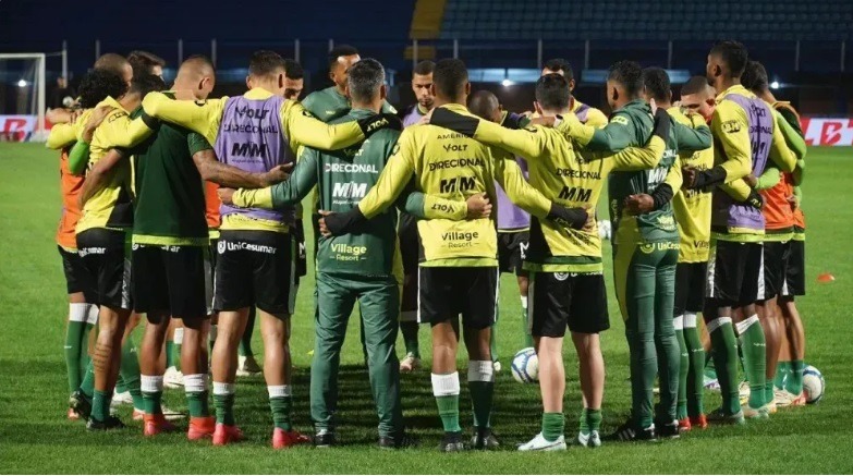 Jogo da Série B tem 48 torcedores e renda inferior a salário mínimo