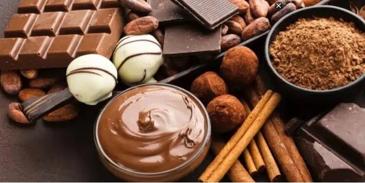 Chocolates amargos estão contaminados com metais tóxicos que causam câncer e morte precoce, revela estudo