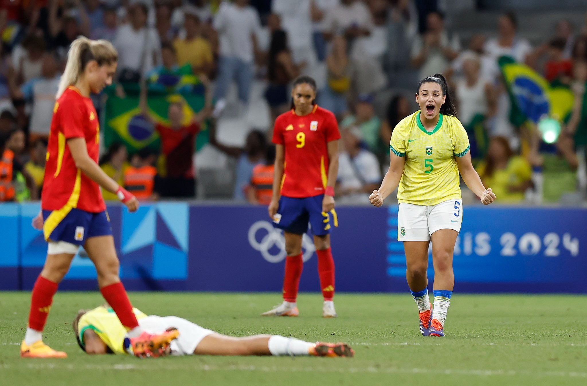 Jogadora da Espanha debocha do Brasil após eliminação: 'Não joga futebol'