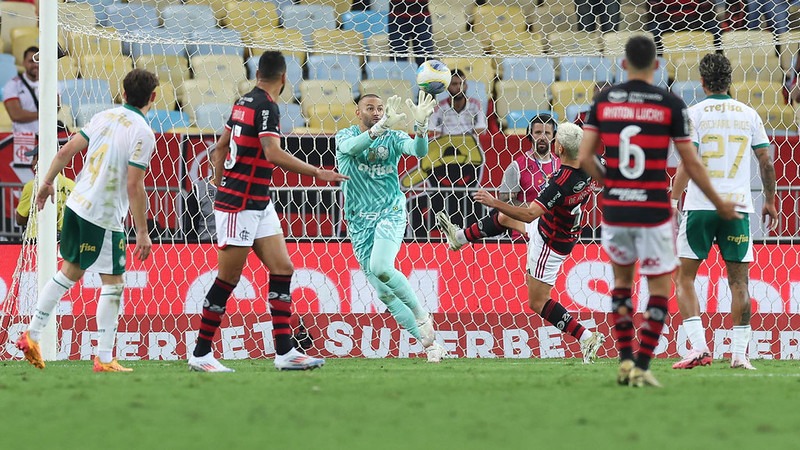 Palmeiras x Flamengo e Grêmio x Corinthians; veja jogos de hoje e onde assistir 