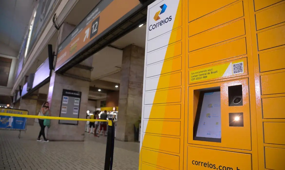 Correios abrem inscrições para concurso com 33 vagas e salários de até R$ 6,8 mil