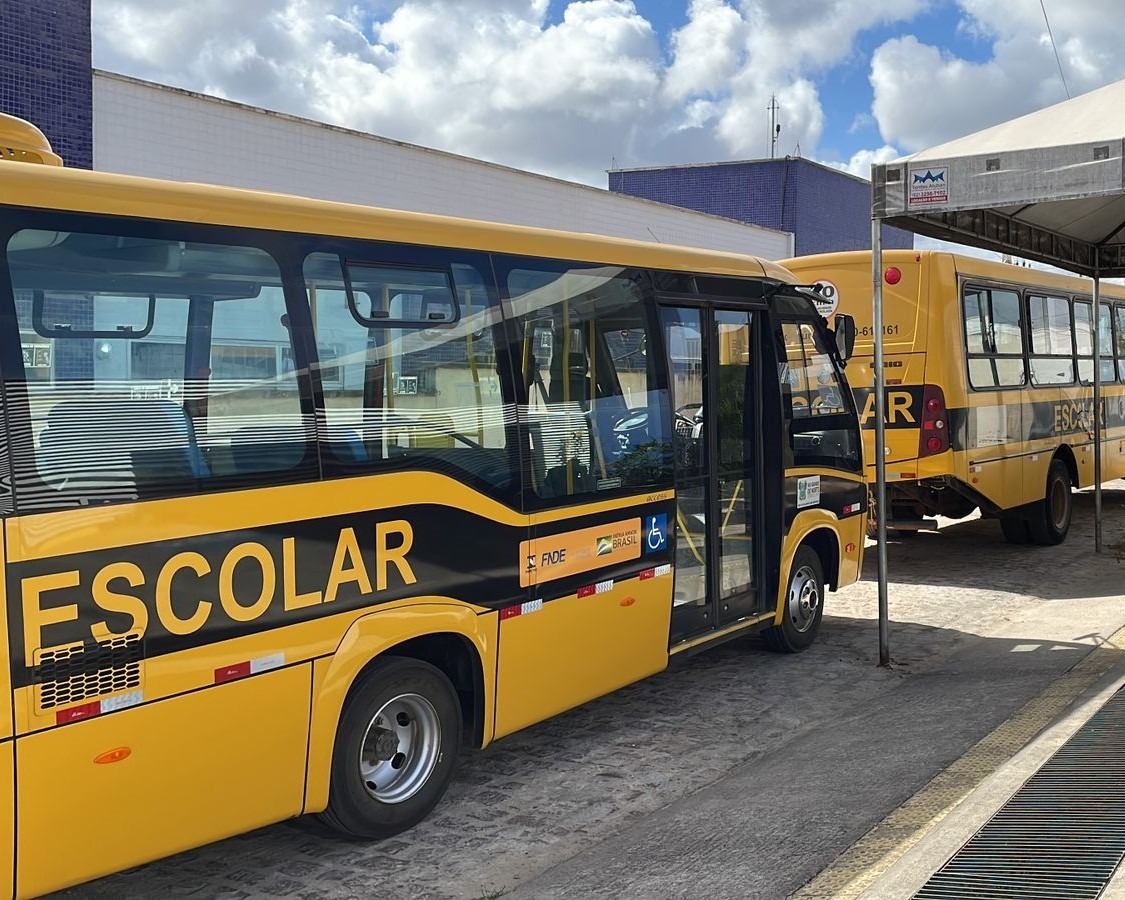Estado é condenado a pagar o Município de Touros após não repassar verbas de transporte escolar