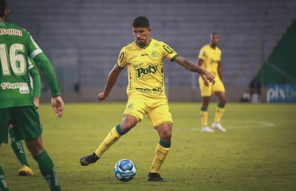 Após trair Iza, Yuri Lima é dispensado por clube da Série B