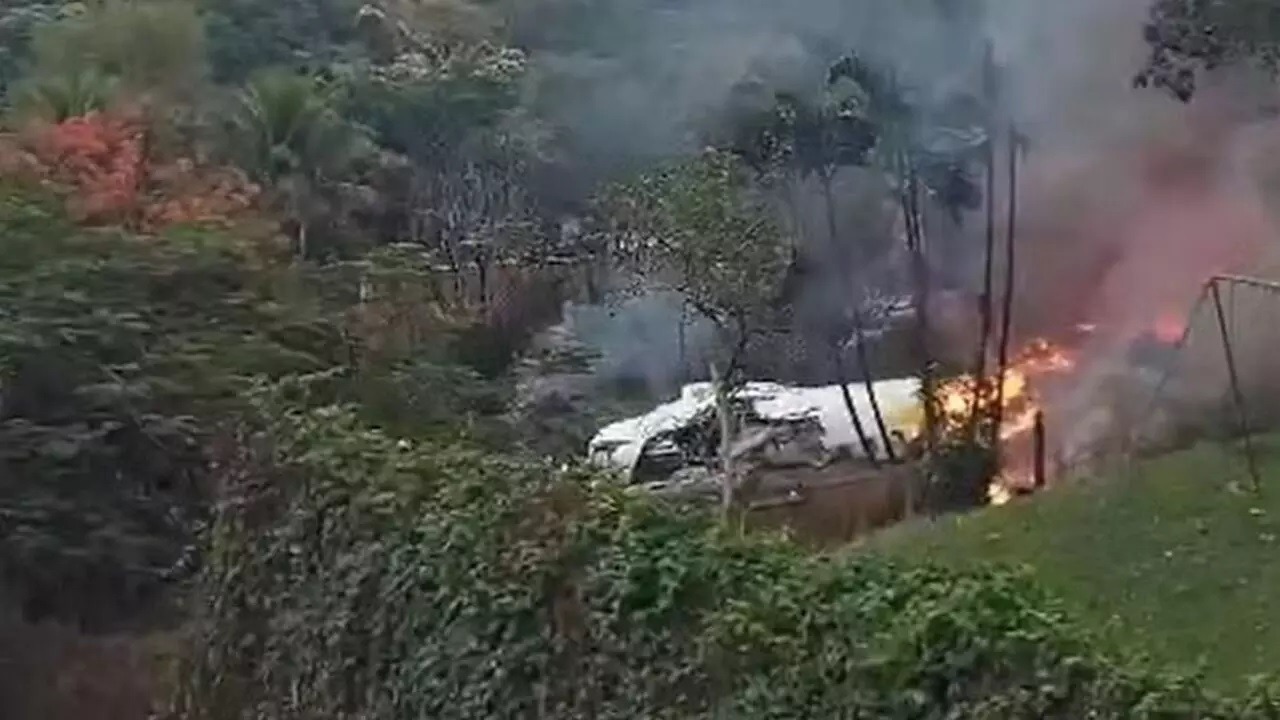 VÍDEO: Avião com capacidade para mais de 60 pessoas cai no interior de São Paulo
