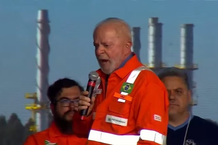 VÍDEO: No Paraná, Lula chora e chama Moro de “juiz insignificante”