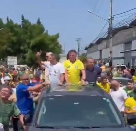 VÍDEO: Bolsonaro participa de carreata com Salatiel e Rogério em Parnamirim