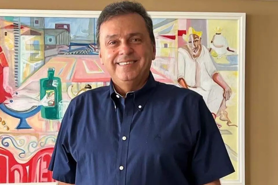 TCU acata recurso de Carlos Eduardo e suspende decisão sobre obras do Machadão