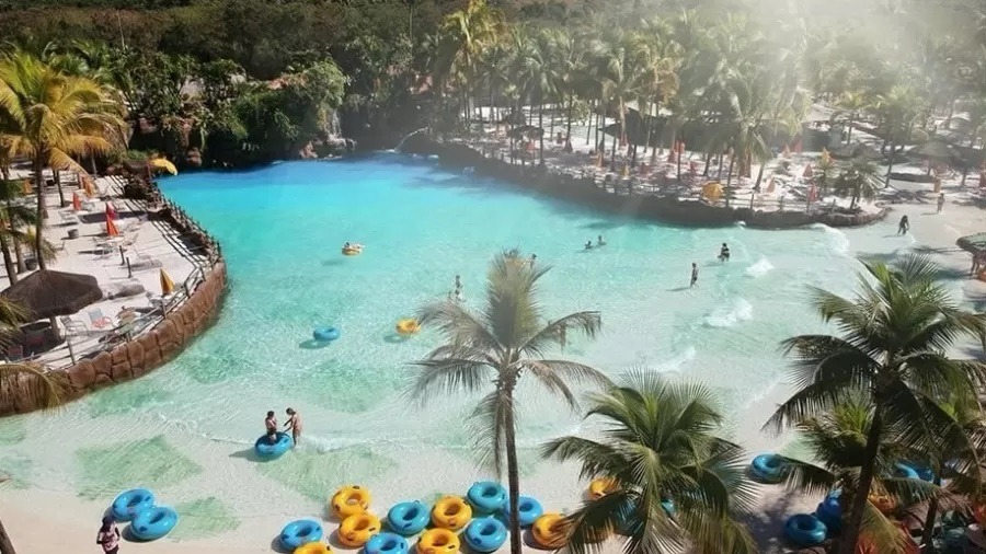 Brasil tem dois dos 10 parques aquáticos mais visitados do mundo; conheça