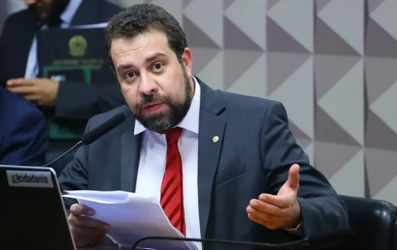 Boulos é obrigado a devolver quase R$ 275 mil aos cofres públicos após decisão do TSE