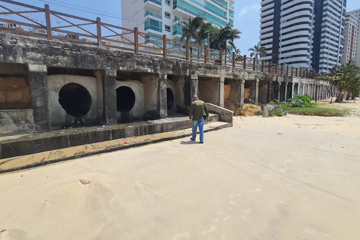 “Língua Negra” em Areia Preta não está relacionada com esgoto, diz Semurb