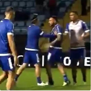 Jogadores do Avaí brigam durante aquecimento antes de jogo da Série B; ASSISTA