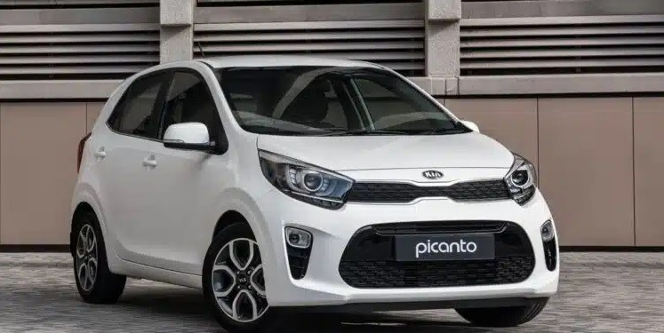 Dirija mais e gaste menos: 7 carros usados econômicos que você precisa conhecer