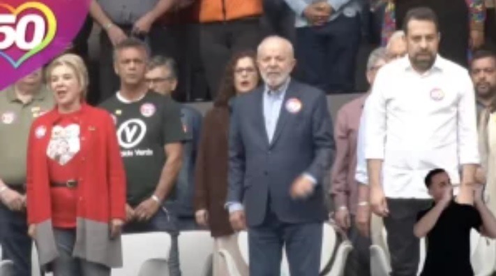 General Girão denuncia Boulos por hino com linguagem neutra