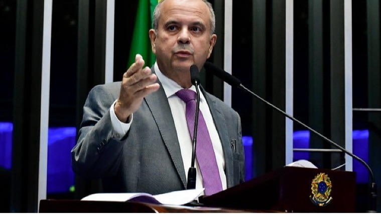 Rogério Marinho critica decisão de Barroso ao manter Moraes em investigação de mensagens vazadas: 'Enterra a credibilidade do STF'
