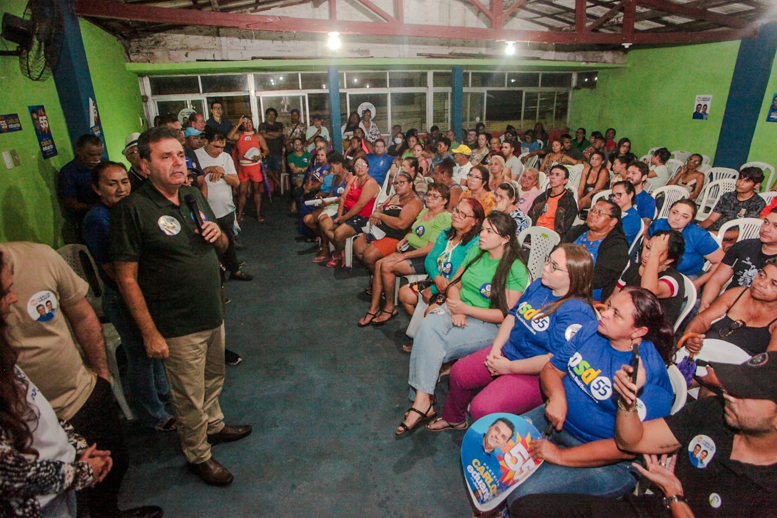 Em reunião com protetores de animais, Carlos Eduardo firma compromisso com a causa