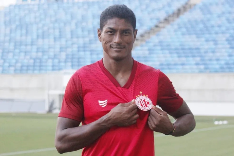 Ídolo do América e ex-campeão do UFC estão entre candidatos a vereador em Natal; confira