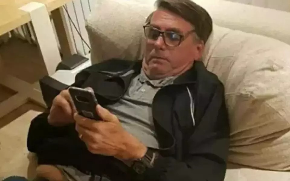 Moraes tira de Bolsonaro mais de 13 milhões de seguidores na rede social X