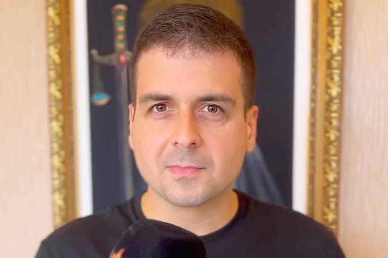 Apresentador da Record acusado de 'golpe do Pix' vira réu e tem bens bloqueados pela Justiça