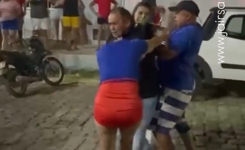 Arrastão político termina com empurra-empurra no interior do RN; assista