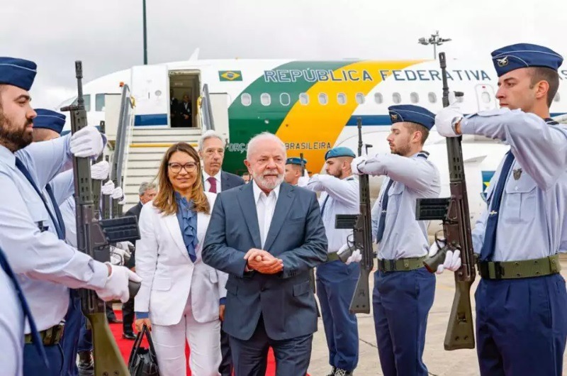 Itamaraty pede R$200 milhões para evitar calote de embaixadas