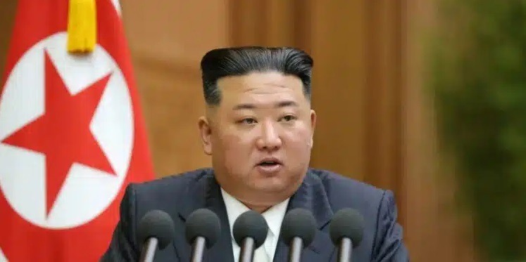 Coreia do Norte: Kim Jong-un executa 30 funcionários após inundações