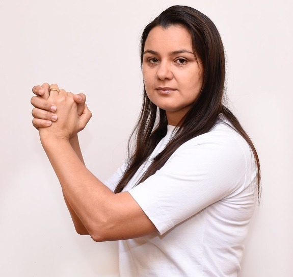 Viúva de prefeito assassinado assume candidatura à Prefeitura de João Dias