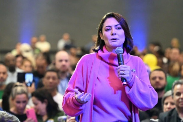 STJ condena IstoÉ e jornalista a indenizarem Michelle Bolsonaro