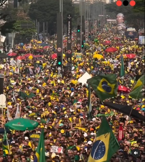 VÍDEO: Avenida Paulista e proximidades estão lotadas em manifestação de 7 de setembro
