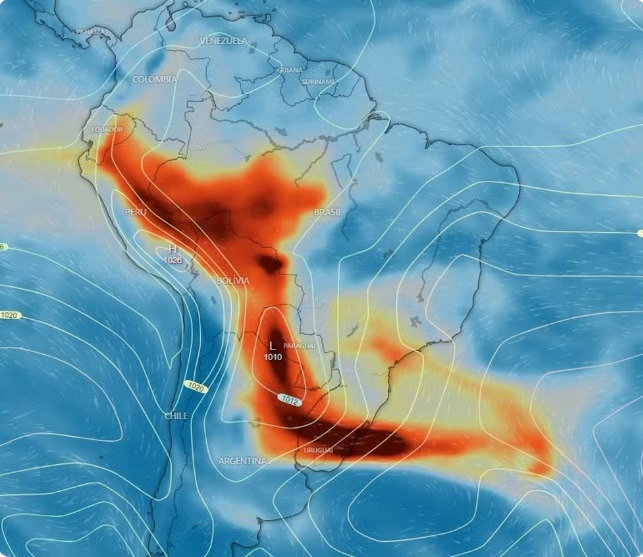 Fumaça de incêndios na Amazônia cobre o céu do Brasil e pode chegar à Argentina e ao Uruguai