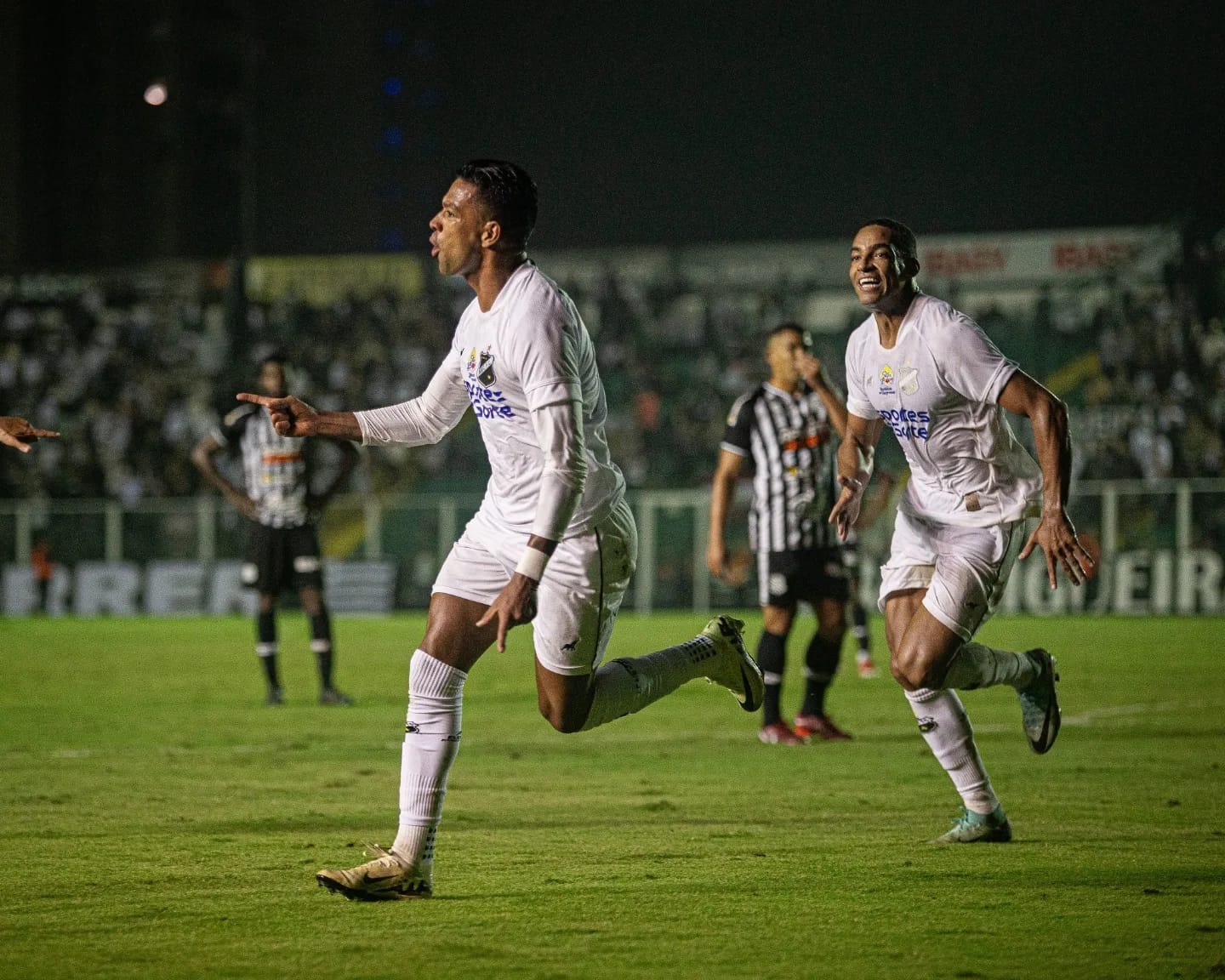 Dez jogadores já deixaram o ABC; Outros dez têm situação indefinida para 2025