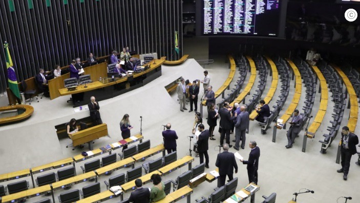 Câmara aprova desoneração da folha de salários até o fim de 2024