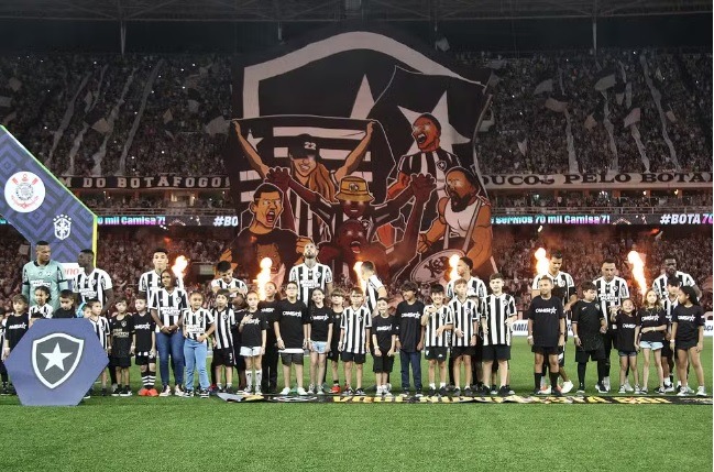 Botafogo vence, se isola na liderança e esfria ânimo do Corinthians no Z4; veja os gols