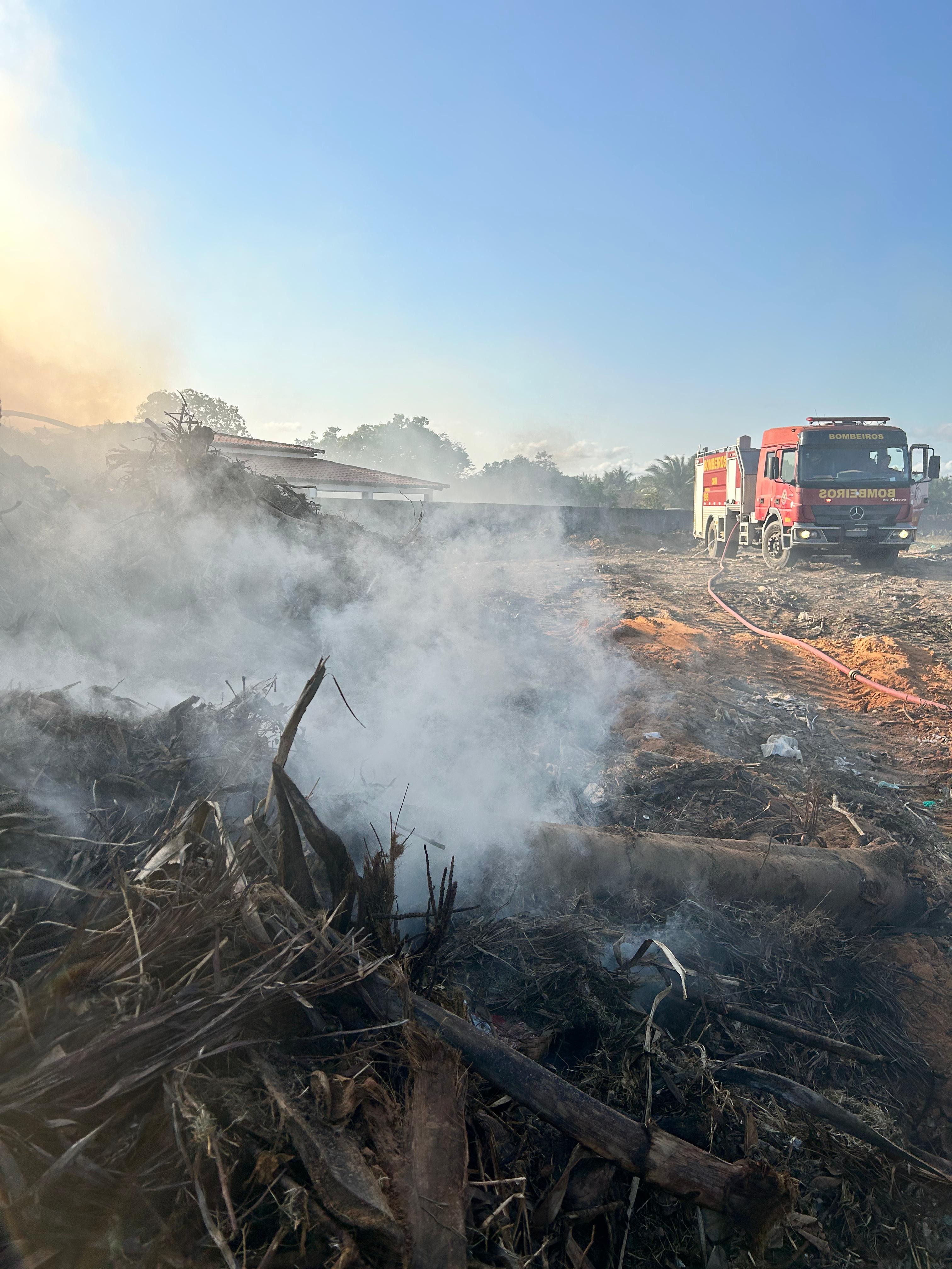 Bombeiros do RN combate 13 incêndios em vegetação nesta terça-feira