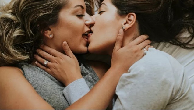 Como beijar bem: 11 dicas para você arrasar com a boca e o que não fazer