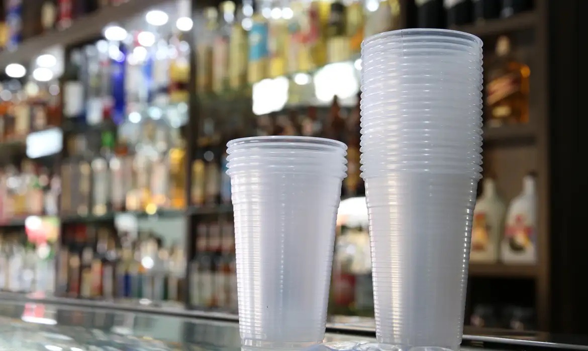 Conheça suco ‘mágico’ que controla colesterol e açúcar no sangue naturalmente