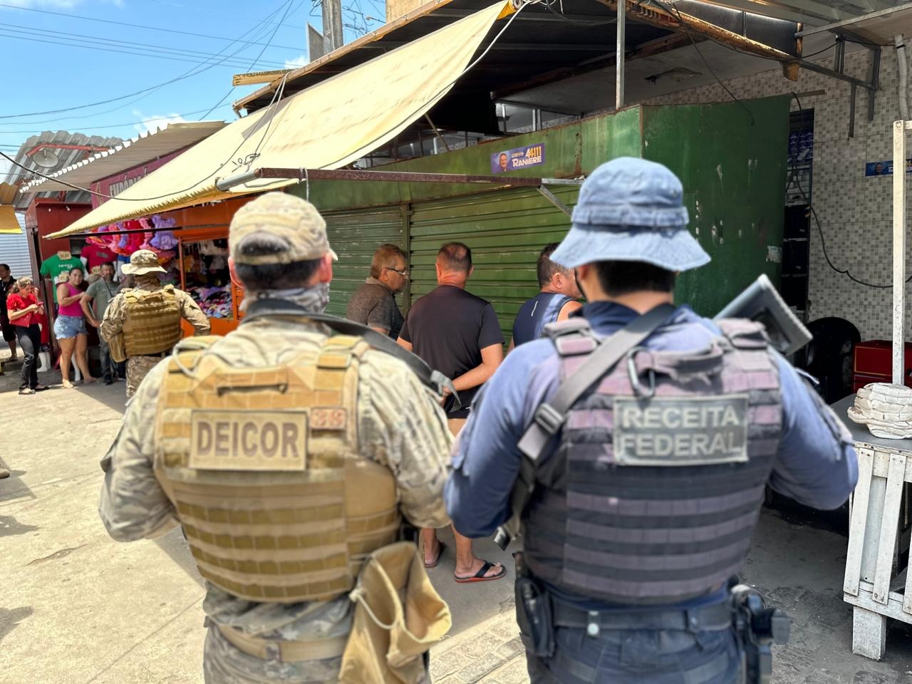 Três homens são presos suspeitos de contrabando de cigarros no Alecrim