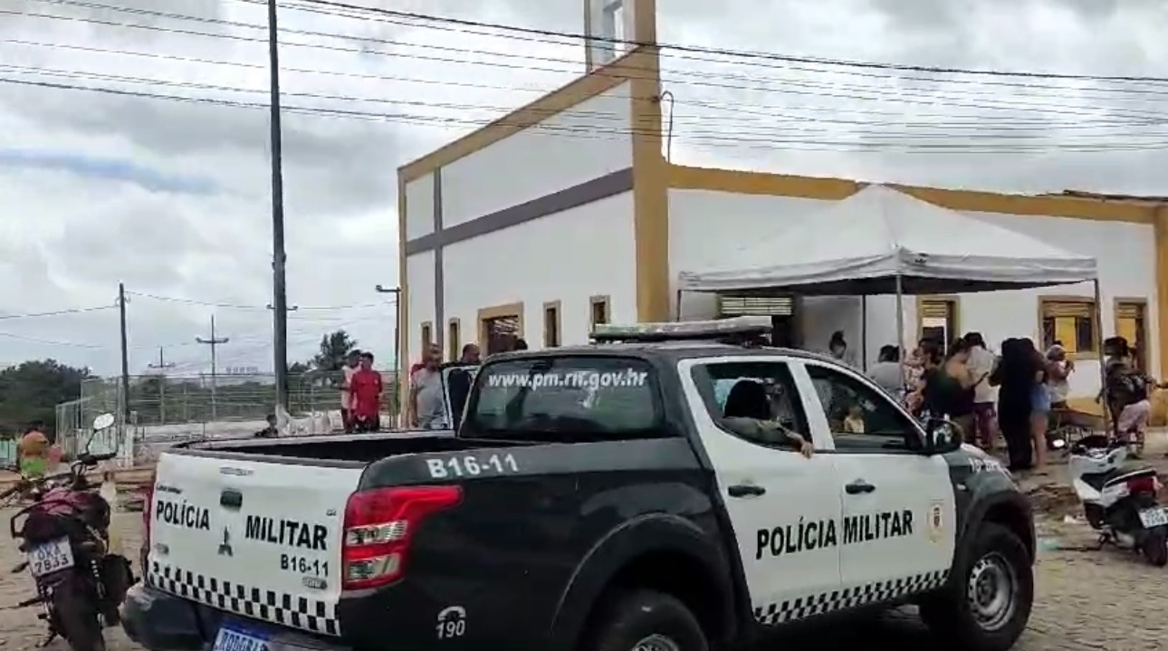 VÍDEO: Teto de igreja desaba em São Gonçalo do Amarante
