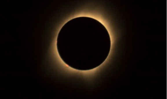 Eclipse solar poderá ser visto hoje em diferentes regiões do Brasil; saiba onde será possível assistir